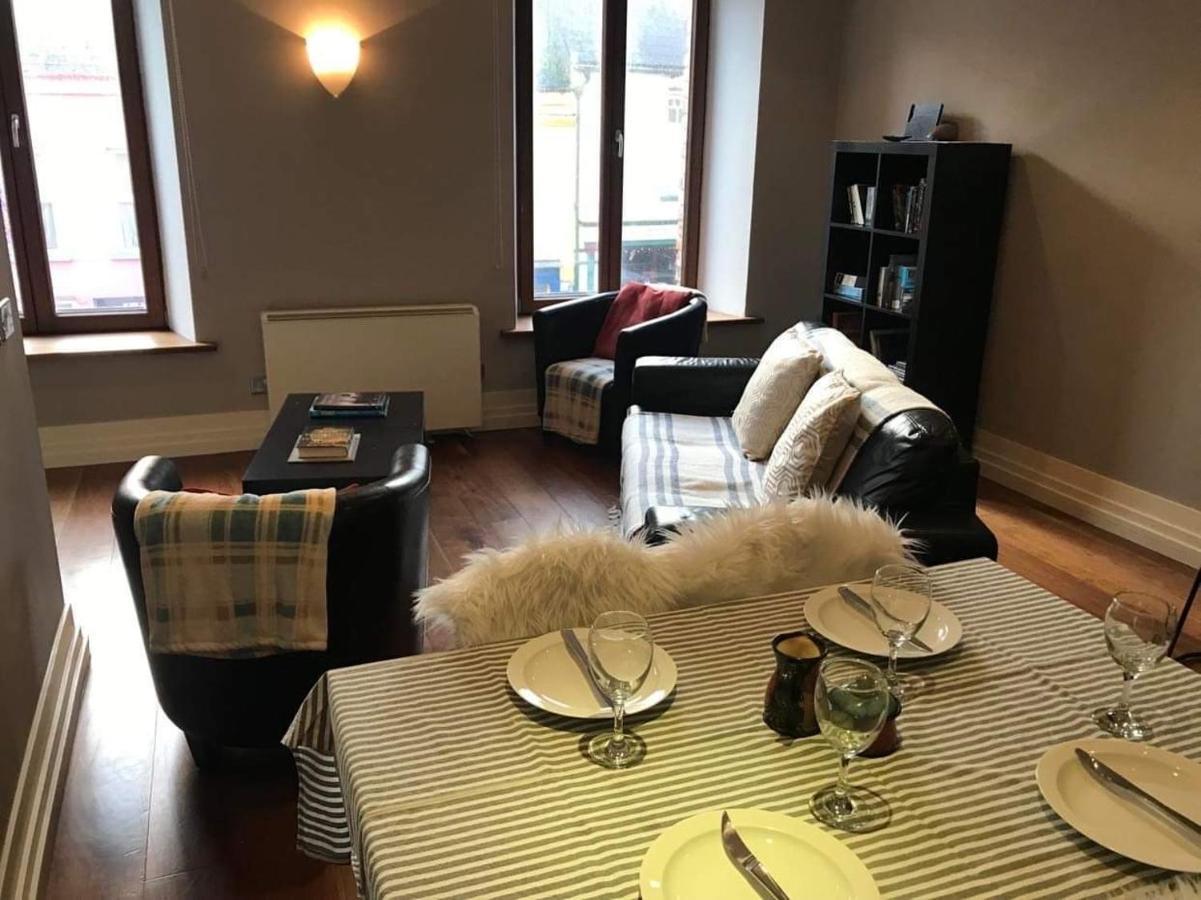 Centre Of Dingle Town - Luxury Holiday Apartment Buitenkant foto
