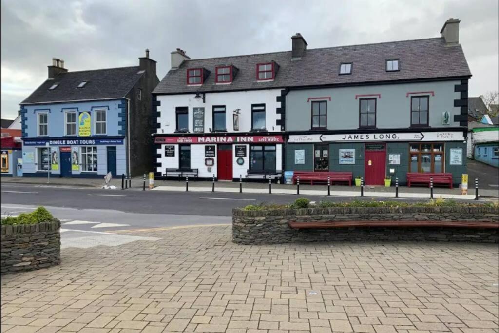 Centre Of Dingle Town - Luxury Holiday Apartment Buitenkant foto