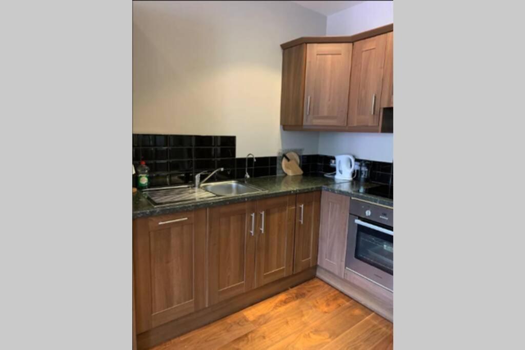 Centre Of Dingle Town - Luxury Holiday Apartment Buitenkant foto